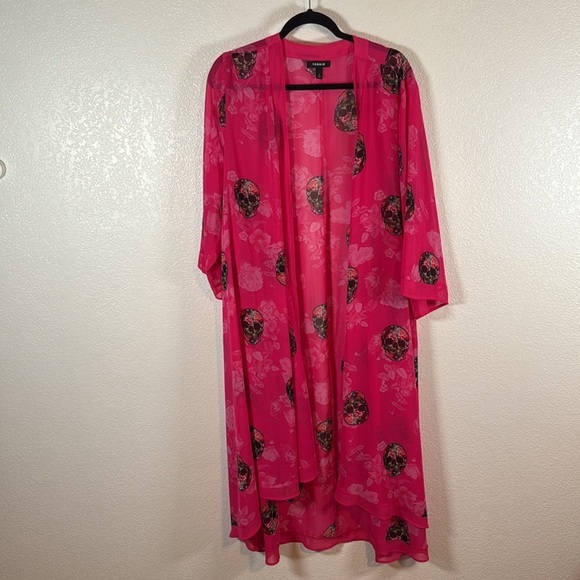 Torrid Pink Sheer Duster Kimino Topper Sugar Skulls Floral Size 3X - Picture 5 of 5